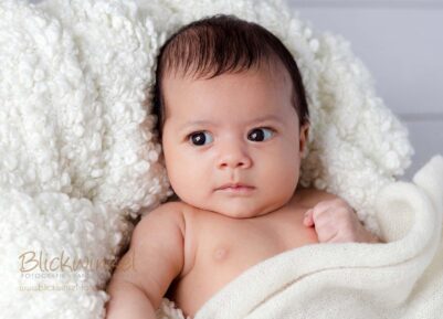 Babyfotografie_Köln_Blickwinkel Fotografie_Neugeborenenshooting