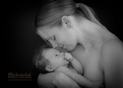 Babyfotografie_Köln_Blickwinkel Fotografie_Neugeborenenshooting