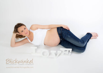 Babybauch_Shooting_Köln_Blickwinkel Fotografie